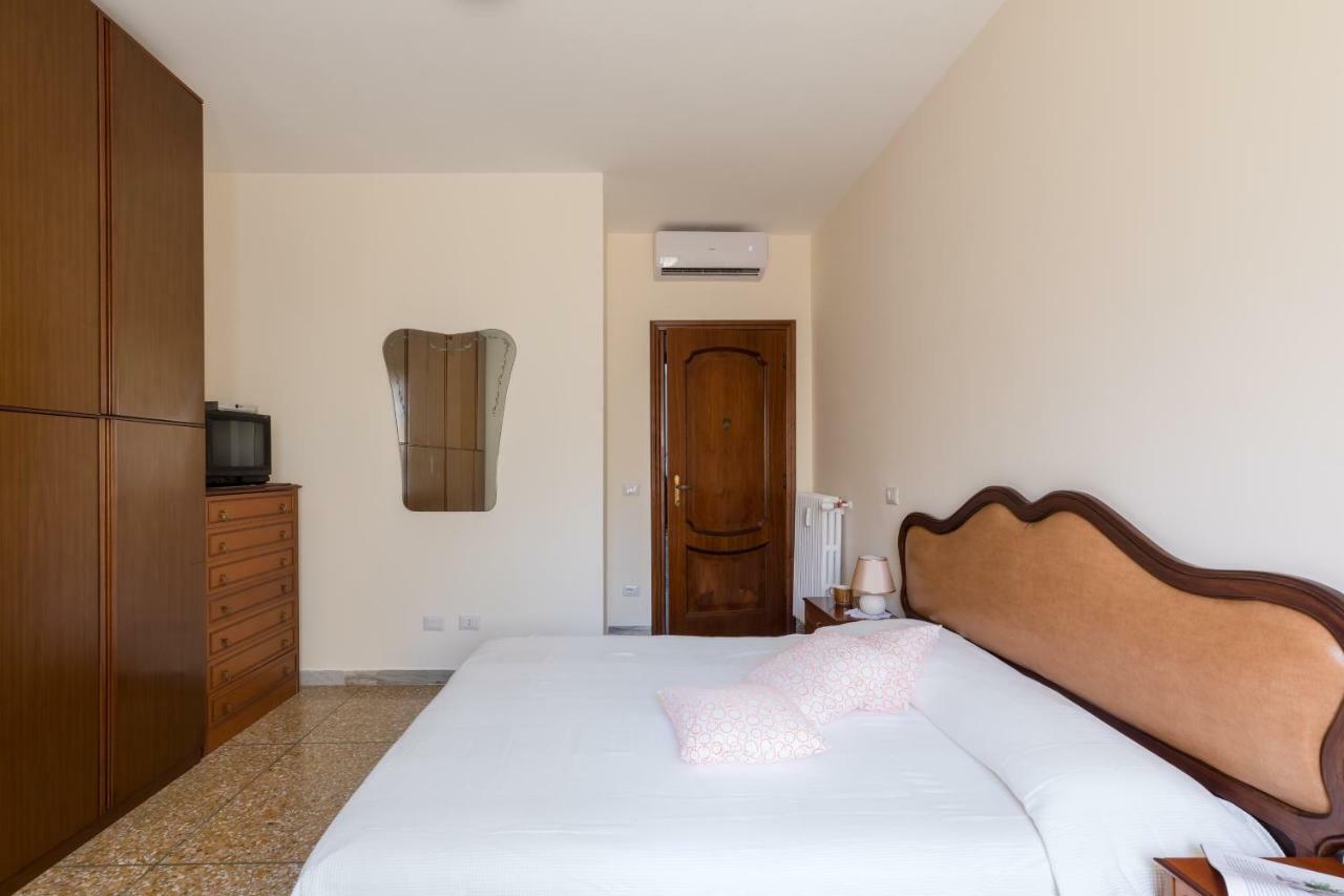 Hortis Apartment, 5 Persone, 2 Camere, Balcone, Metro C E Tram Per Il Centro روما المظهر الخارجي الصورة